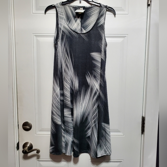 Starburst Cover Up Beach Dress size SMALL - Picture 3 of 15